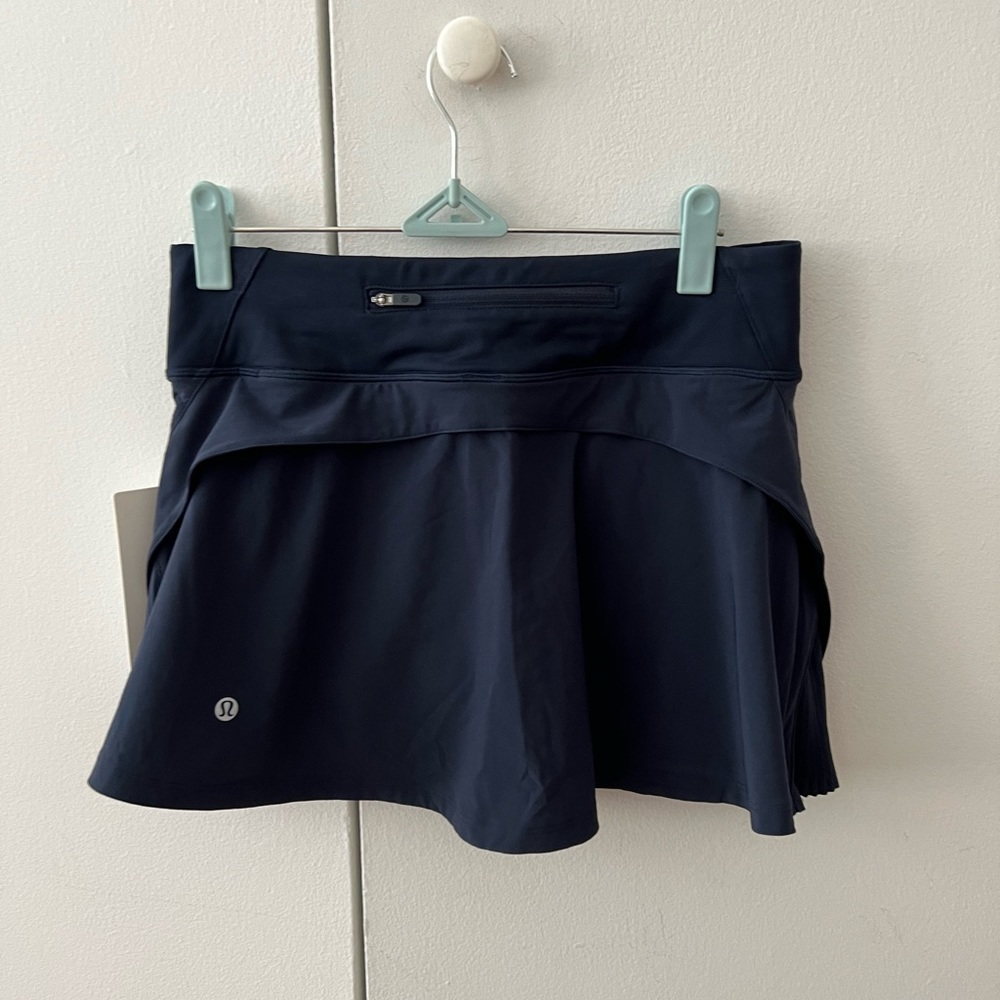 Lululemon Play Off the Pleats Skirt size 4